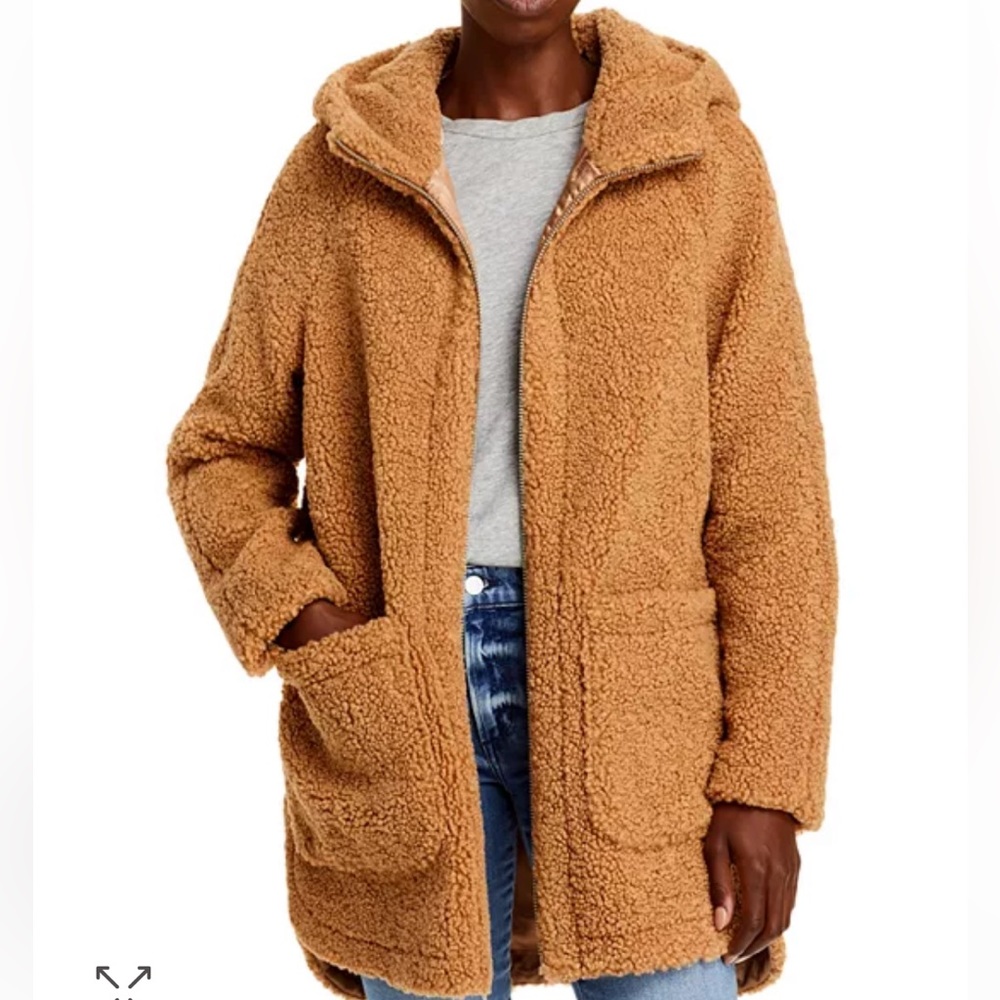 Andrew Marc
Seneca Hooded Faux Sherpa Parka
